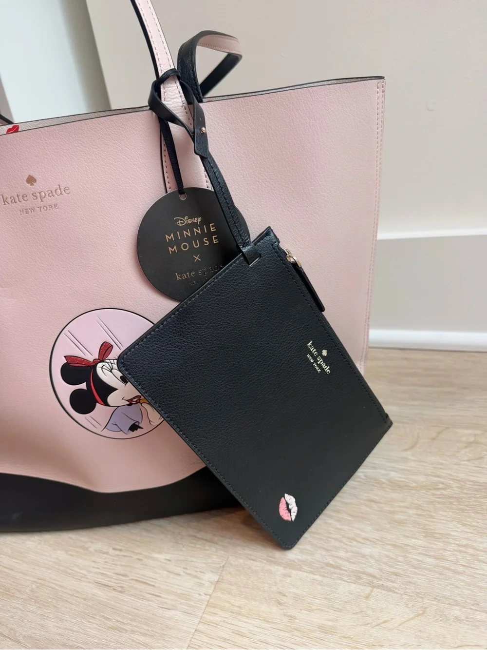 Kate Spade x Disney Minnie Mouse Reversible Tote NWT with Pouch
